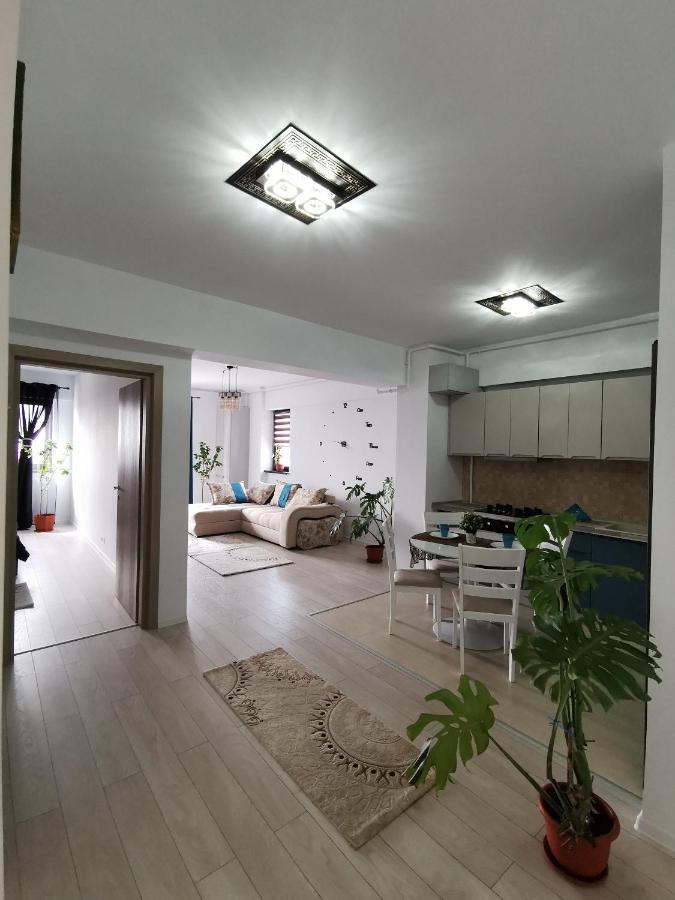 Apartament De Lux 2 Camere Cu Vedere Lacul Morii Bucharest Luaran gambar