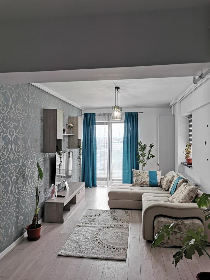 Apartament De Lux 2 Camere Cu Vedere Lacul Morii Bucharest Luaran gambar
